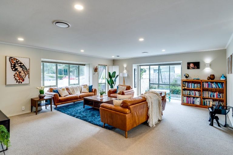 Photo of property in 219 Mcleod Street, Camberley, Hastings, 4120