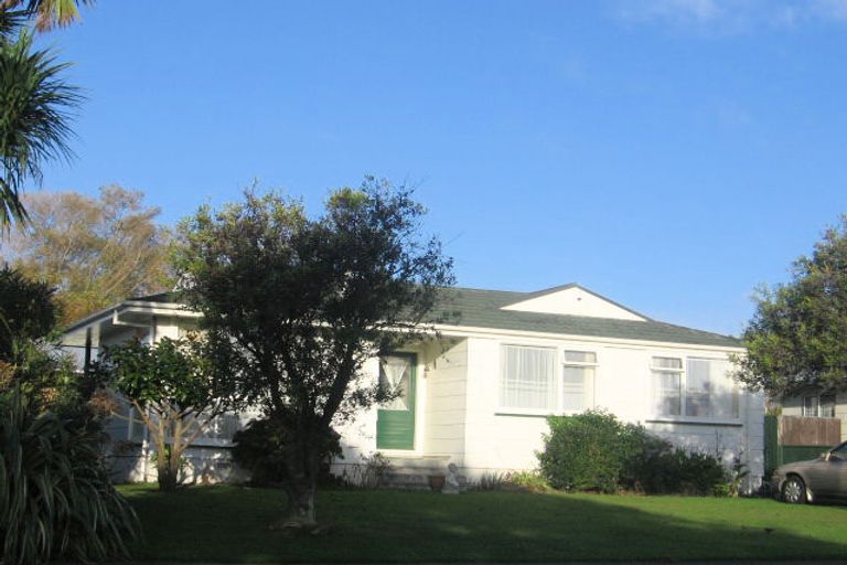 Photo of property in 21 Robinson Crescent, Westbrook, Palmerston North, 4412