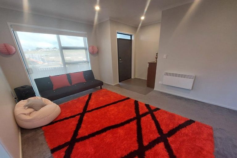 Photo of property in 22 Kauri Amber Road, Westgate, Auckland, 0614