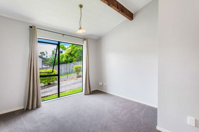 Photo of property in 44 Hale Crescent, Bayview, Auckland, 0629