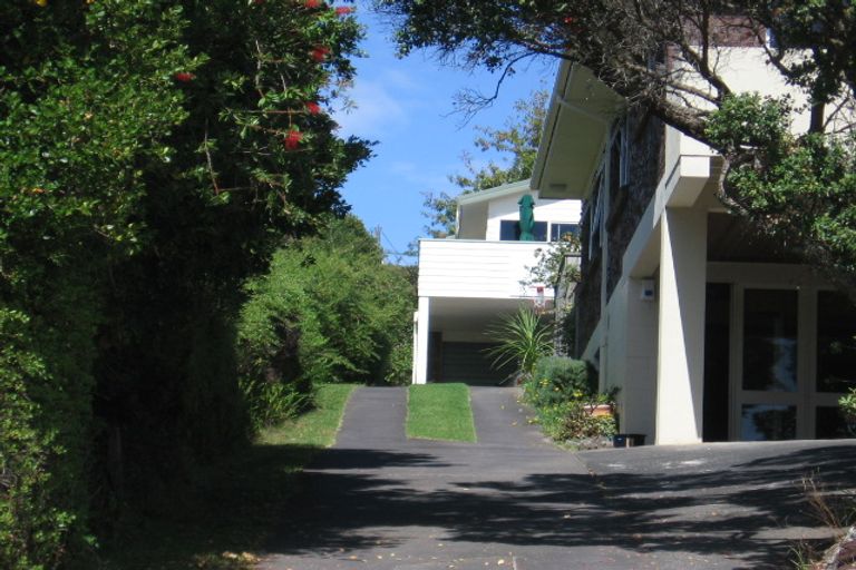 Photo of property in 1/28 Beulah Avenue, Rothesay Bay, Auckland, 0630