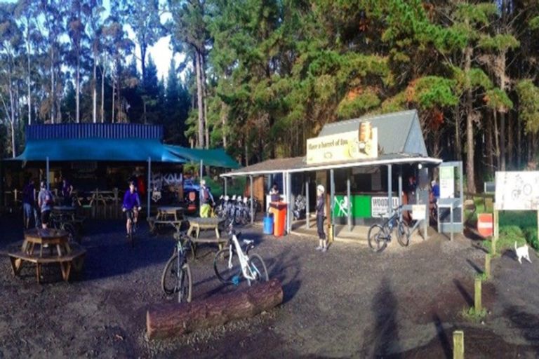 Photo of property in 3 Cooperage Avenue, Kumeu, 0810