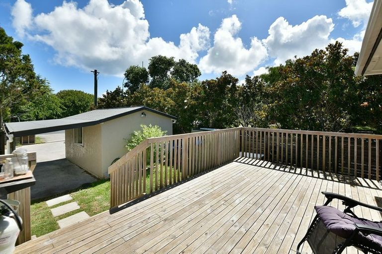 Photo of property in 885 Whangaparaoa Road, Manly, Whangaparaoa, 0930