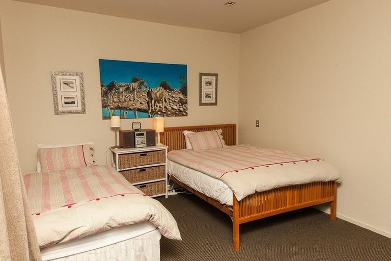 Photo of property in 26 Rannoch Drive, Jacks Point, Queenstown, 9371