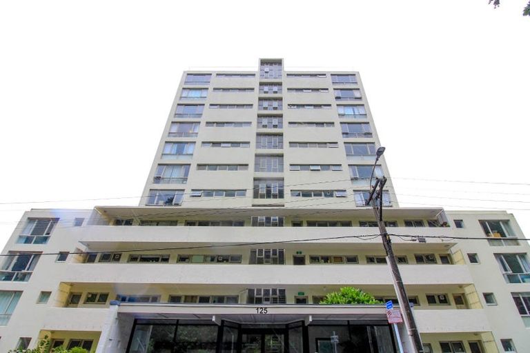 Photo of property in 31/125 Grant Road, Thorndon, Wellington, 6011