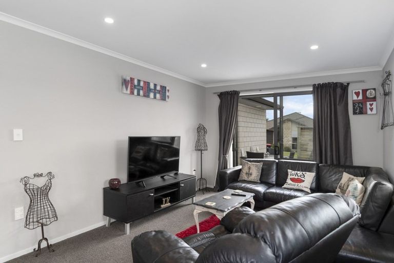 Photo of property in 8 Bulkhead Lane, Pyes Pa, Tauranga, 3112