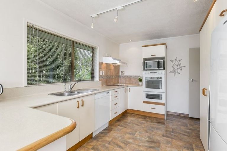 Photo of property in 47 Okura River Road, Okura, Albany, 0792