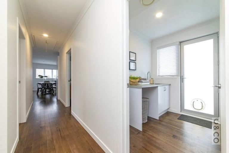 Photo of property in 12c Gumdiggers Lane, Riverhead, 0820