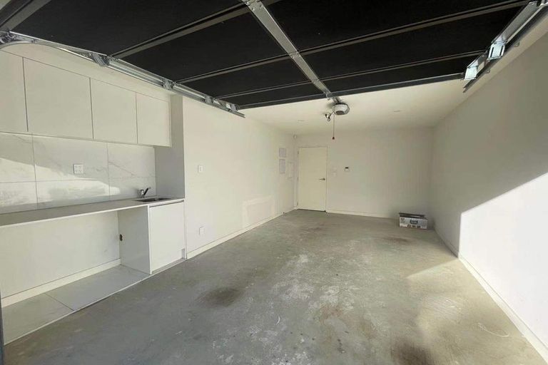 Photo of property in 8 James Mcleod Way, Silverdale, 0932