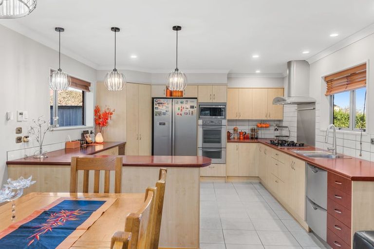 Photo of property in 10 Matthew Place, Aidanfield, Christchurch, 8025