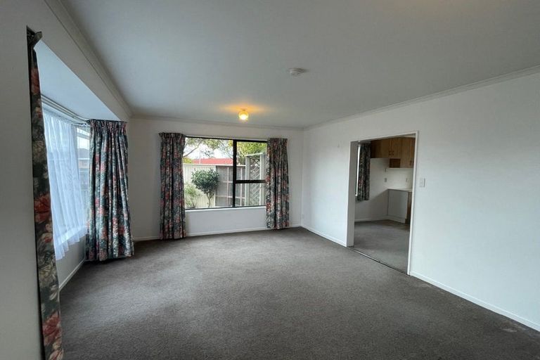 Photo of property in 1/65 Donnington Street, Parklands, Christchurch, 8083