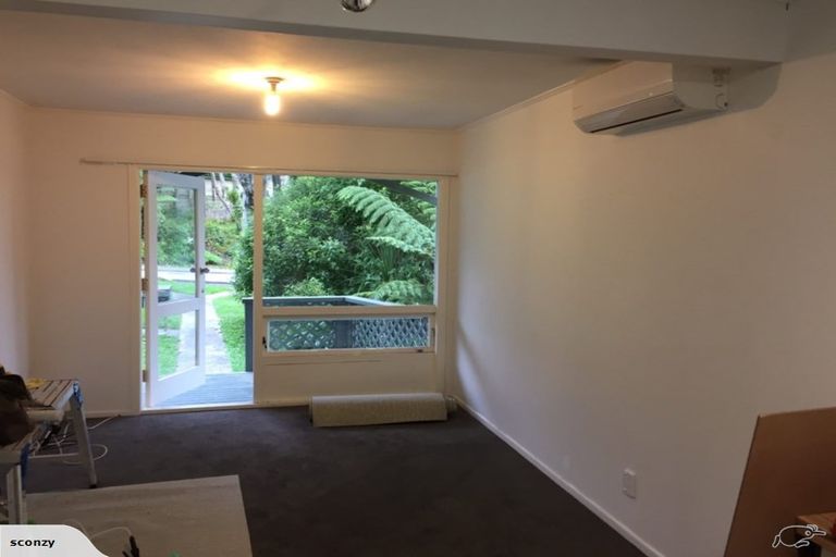 Photo of property in 1/62 Simla Crescent, Khandallah, Wellington, 6035