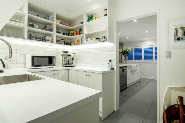 Photo of property in 3a Pacific View Road, Papamoa Beach, Papamoa, 3118