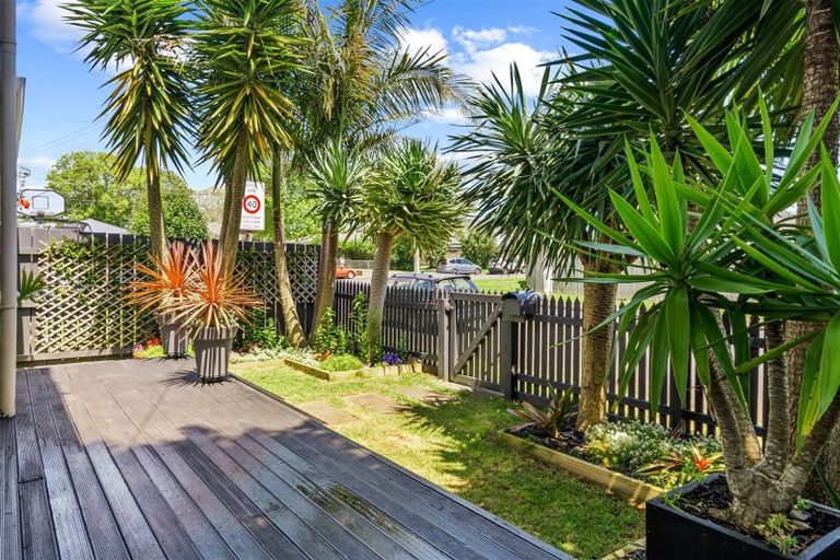 Photo of property in 2/1 Morris Avenue, Papatoetoe, Auckland, 2025