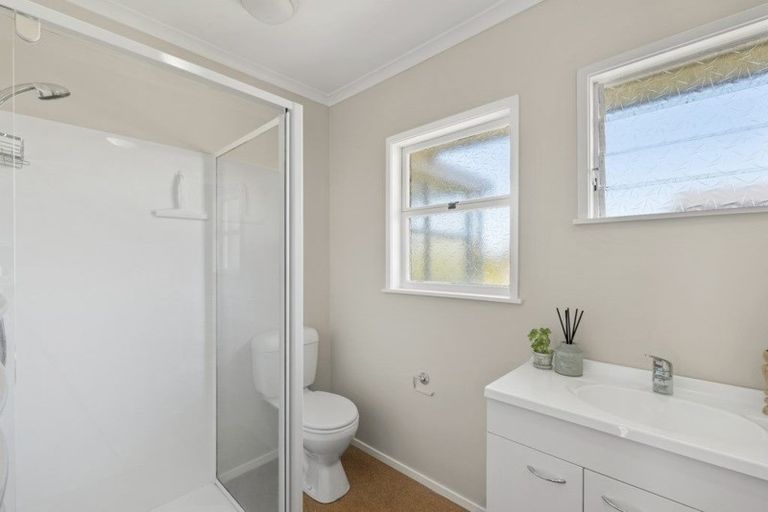 Photo of property in 1/15 Northboro Road, Hauraki, Auckland, 0622