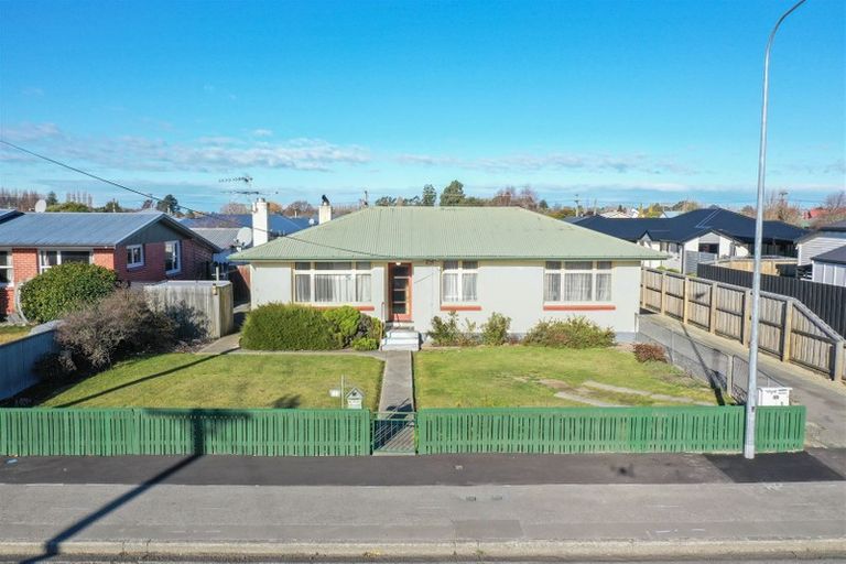 Photo of property in 99 Mcmurdo Street, Tinwald, Ashburton, 7700