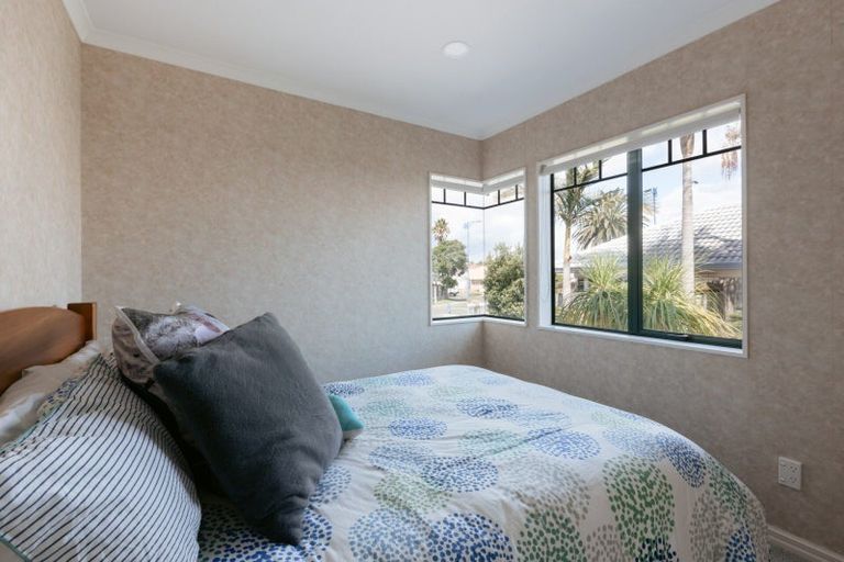 Photo of property in 11 Santa Monica Drive, Papamoa Beach, Papamoa, 3118