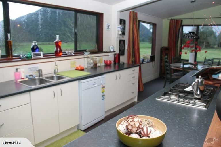 Photo of property in 70 Greens Road, Linton, Palmerston North, 4472