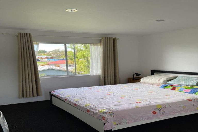 Photo of property in 3/7 Alston Avenue, Kelston, Auckland, 0602