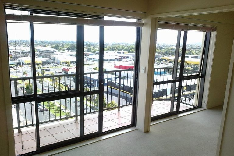 Photo of property in 14h/18 Ronwood Avenue, Manukau, Auckland, 2104