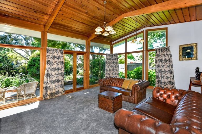 Photo of property in 158 Kendal Avenue, Burnside, Christchurch, 8053