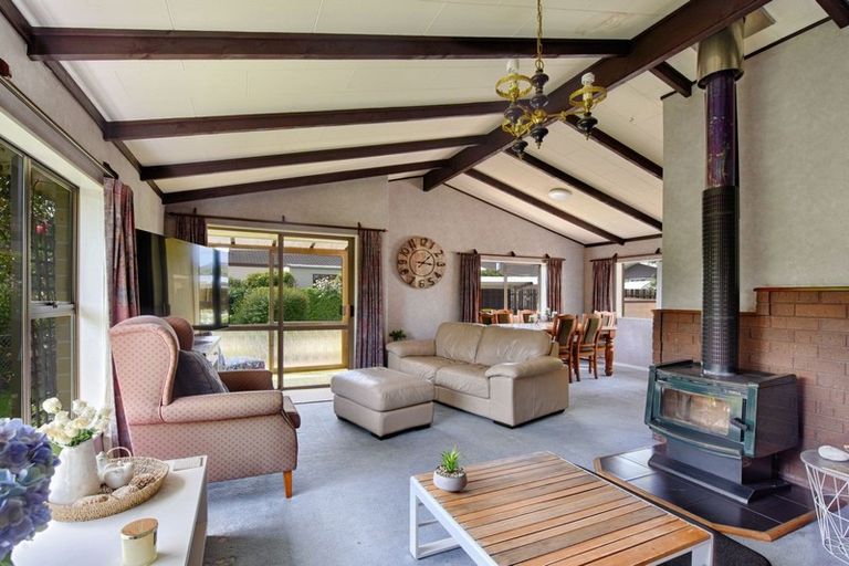 Photo of property in 12 Belmont Place, Gore, 9710