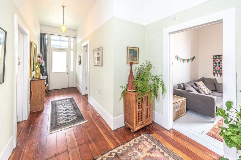 Photo of property in 25 Mason Terrace, Gonville, Whanganui, 4501