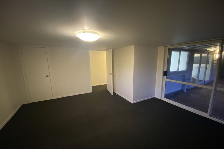 Photo of property in 318 West Coast Road, Glen Eden, Auckland, 0602