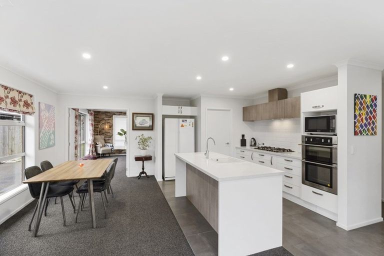 Photo of property in 44 Parklea Avenue, Halswell, Christchurch, 8025