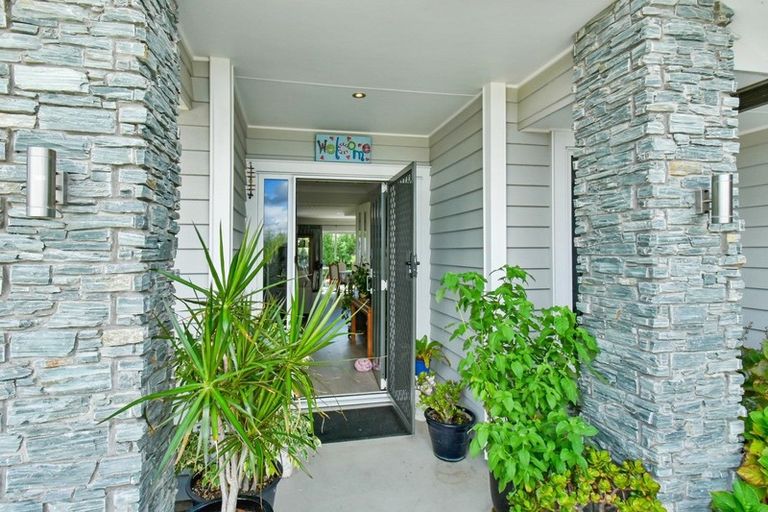 Photo of property in 126 Hillpark Drive, Pokeno, 2402