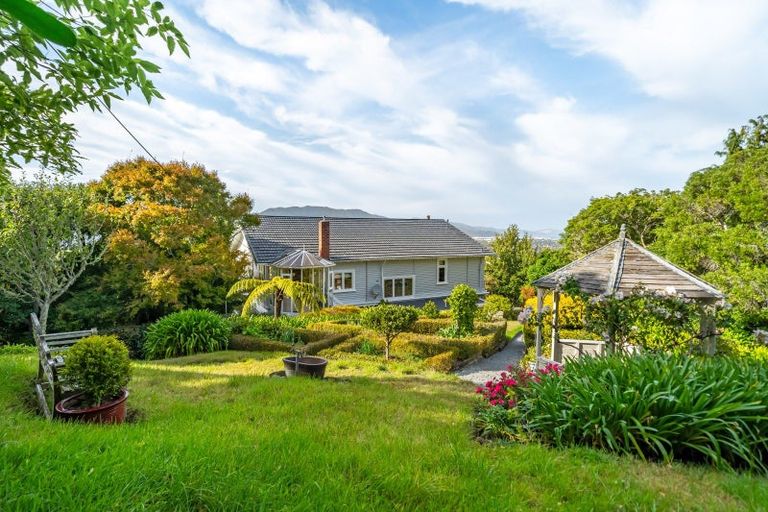 Photo of property in 39 Wairere Road, Belmont, Lower Hutt, 5010