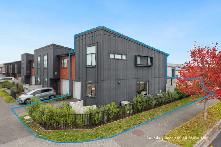 Photo of property in 25 Orona Place, Takanini, 2112