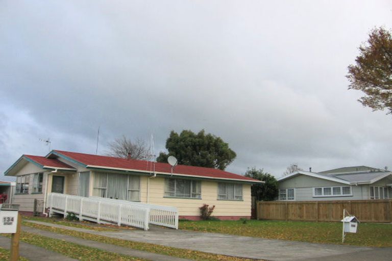Photo of property in 132 Tremaine Avenue, Westbrook, Palmerston North, 4412