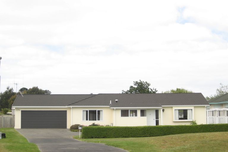 Photo of property in 2 Gumtree Rise, Otamatea, Whanganui, 4500