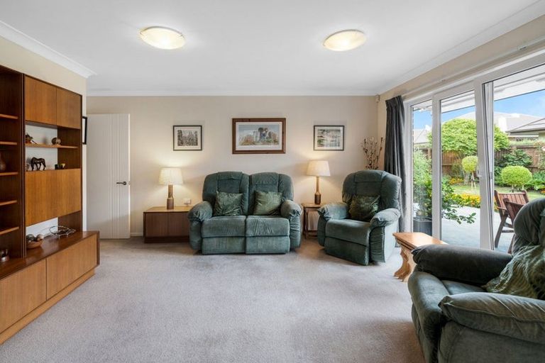 Photo of property in 7 Donovan Place, Aidanfield, Christchurch, 8025