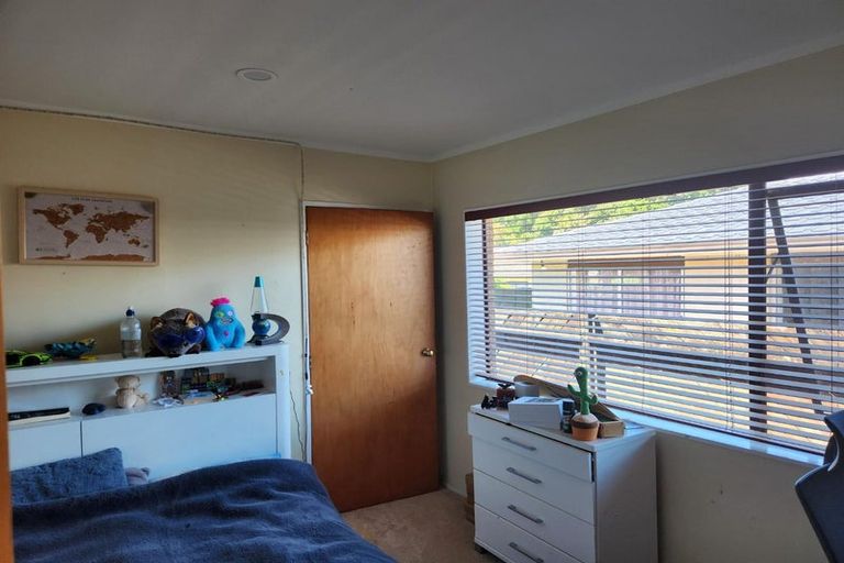 Photo of property in 27 Britannia Place, Half Moon Bay, Auckland, 2012