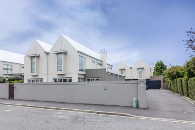 Photo of property in 34 Rhodes Street, Merivale, Christchurch, 8014