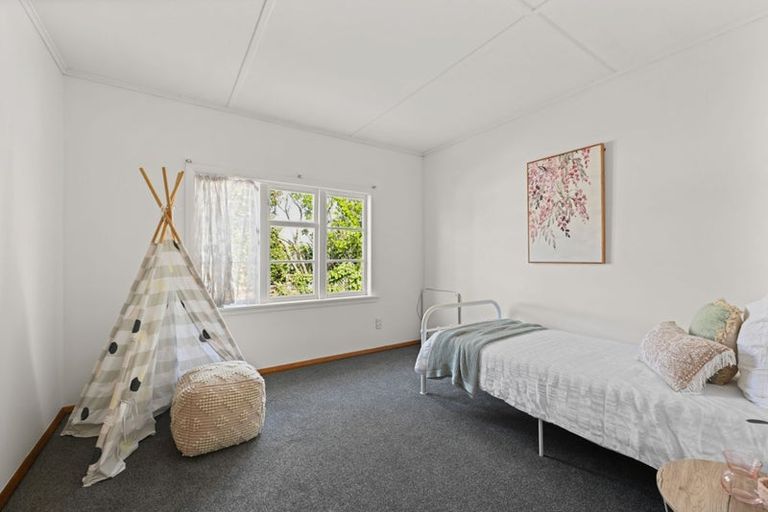 Photo of property in 16 Vardon Road, St Andrews, Hamilton, 3200