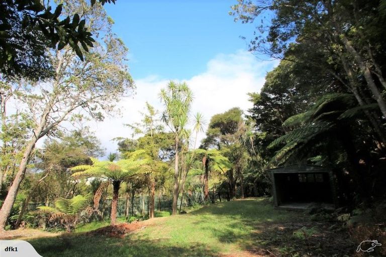 Photo of property in 16 Wilding Avenue, Northcote Point, Auckland, 0627