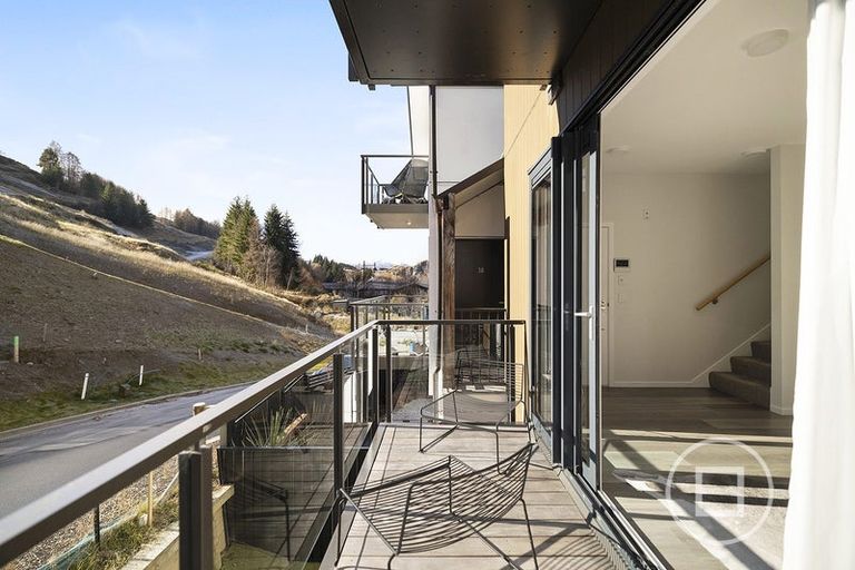 Photo of property in 29/8 George Bullen Lane, Arthurs Point, Queenstown, 9371