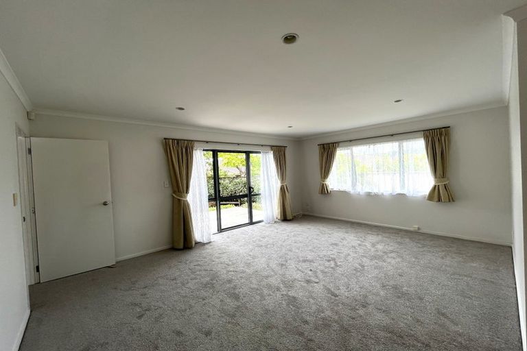 Photo of property in 14 Clavoy Place, East Tamaki, Auckland, 2016