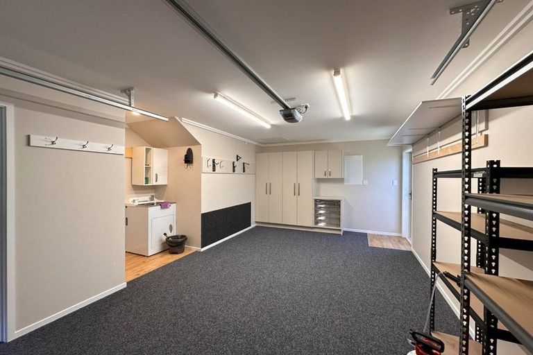 Photo of property in 37 Somerby Mews, Silverstream, Upper Hutt, 5019
