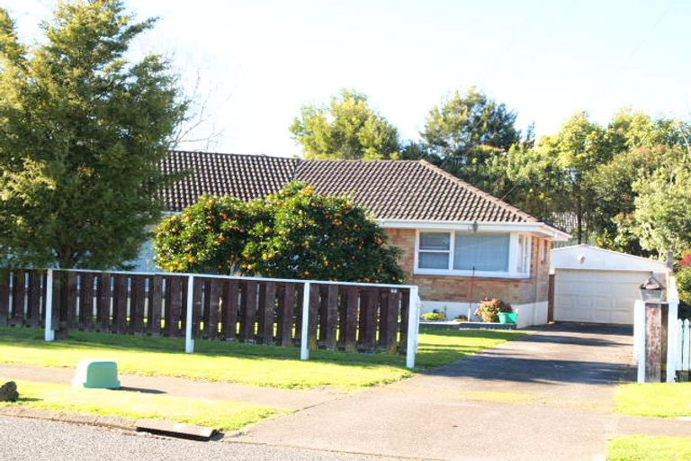 Photo of property in 66 Rosella Road, Mangere East, Auckland, 2024