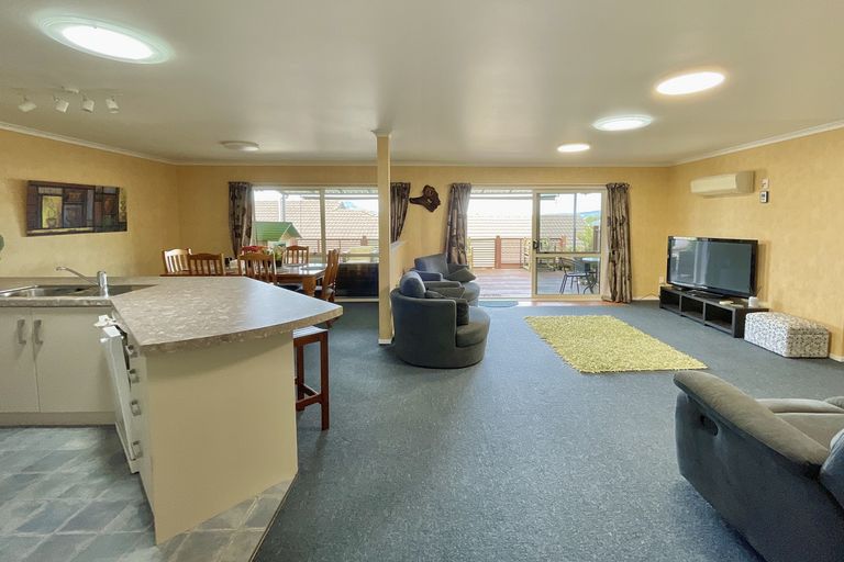 Photo of property in 303 Mountain View Drive, Te Awamutu, 3800