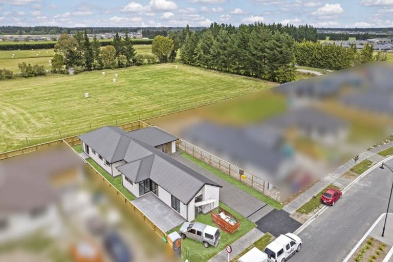 Photo of property in 164 Shillingford Boulevard, Rolleston, 7615