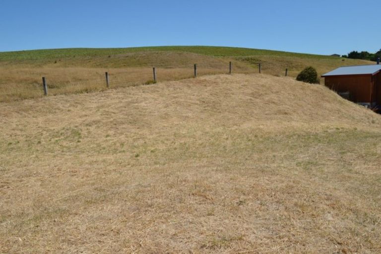 Photo of property in 28 Balfour Crescent, Castlepoint, Tinui, 5889