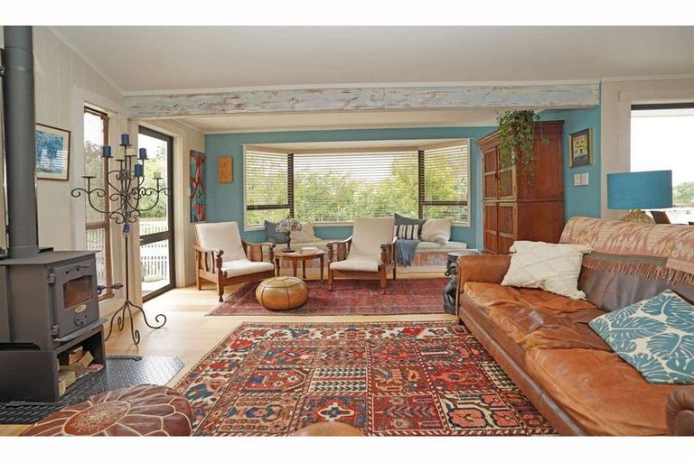 Photo of property in 82 Rangitane Loop Road, Kerikeri, 0294