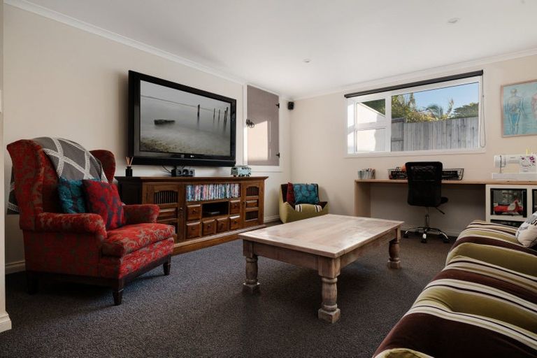 Photo of property in 156 Hinewa Road, Otumoetai, Tauranga, 3110