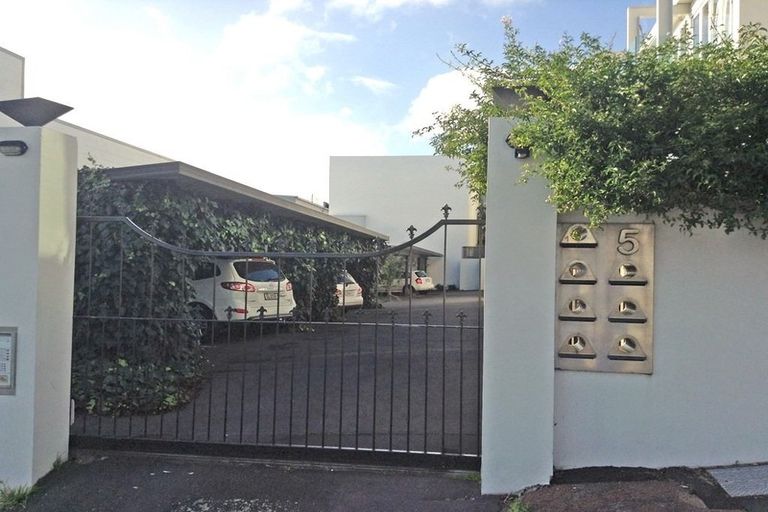 Photo of property in 1/5 Pollen Street, Grey Lynn, Auckland, 1021