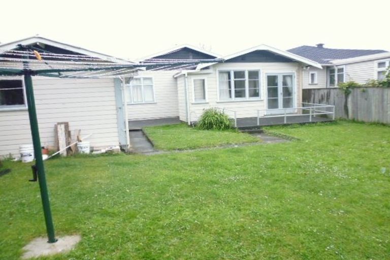 Photo of property in 39 Kings Crescent, Hutt Central, Lower Hutt, 5010